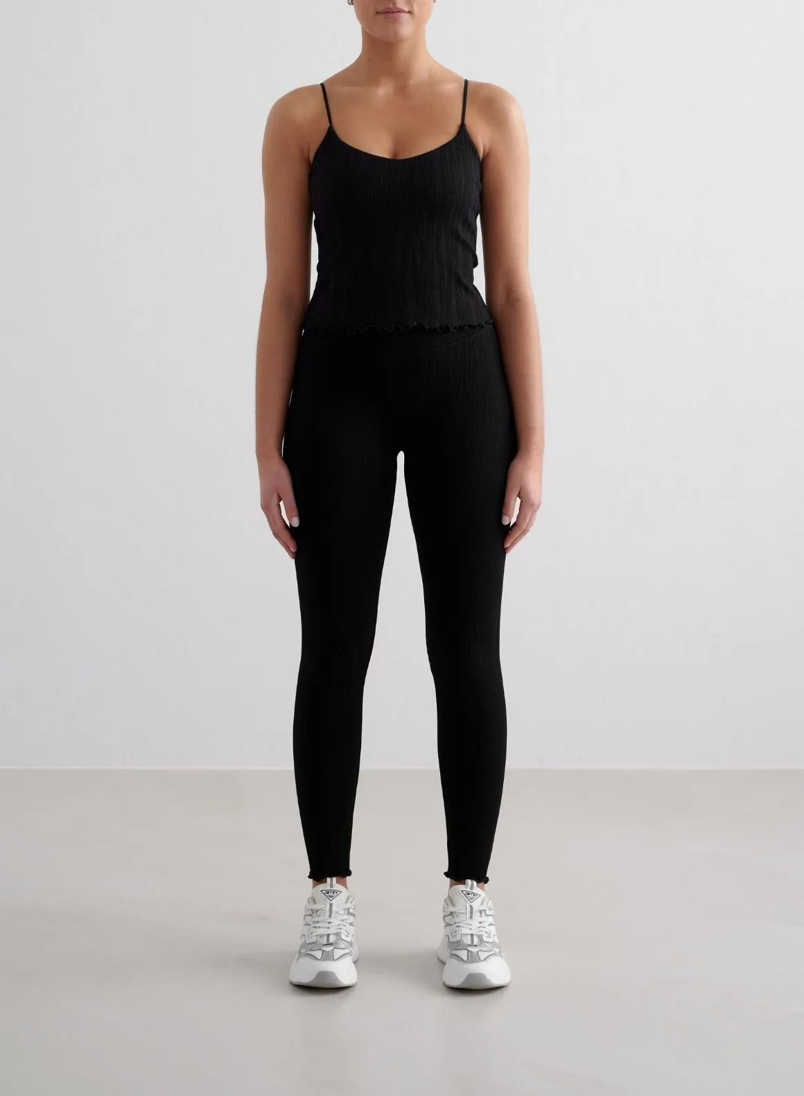Black Tulip Singlet