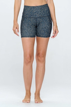 Mia Shorts - Navy Cream Secuence w Pockets 5" (High-Waist)