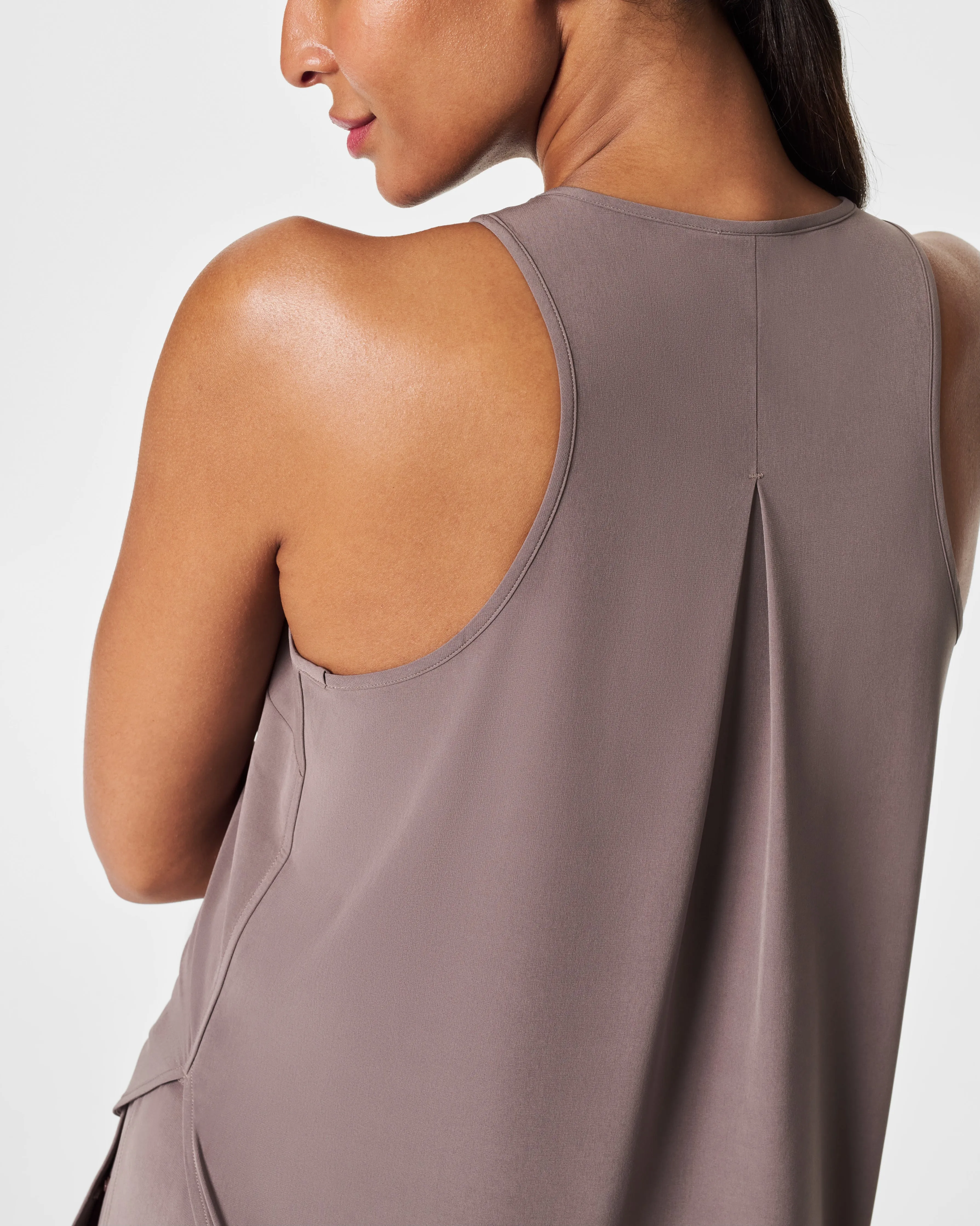 SPANX® On the Move Curved Hem Tank