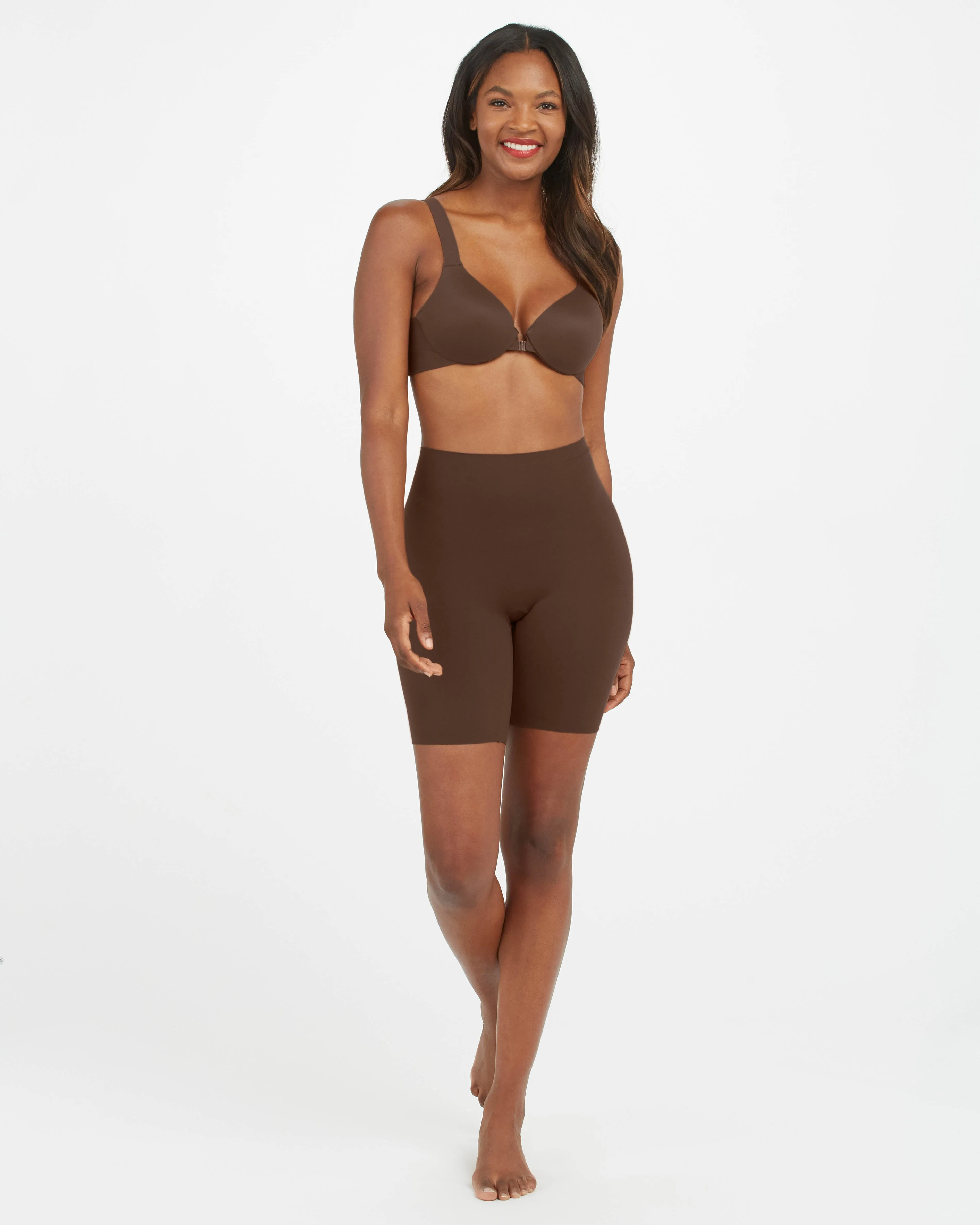 SPANXsmooth™ Fit-To-You Mid-Thigh Short