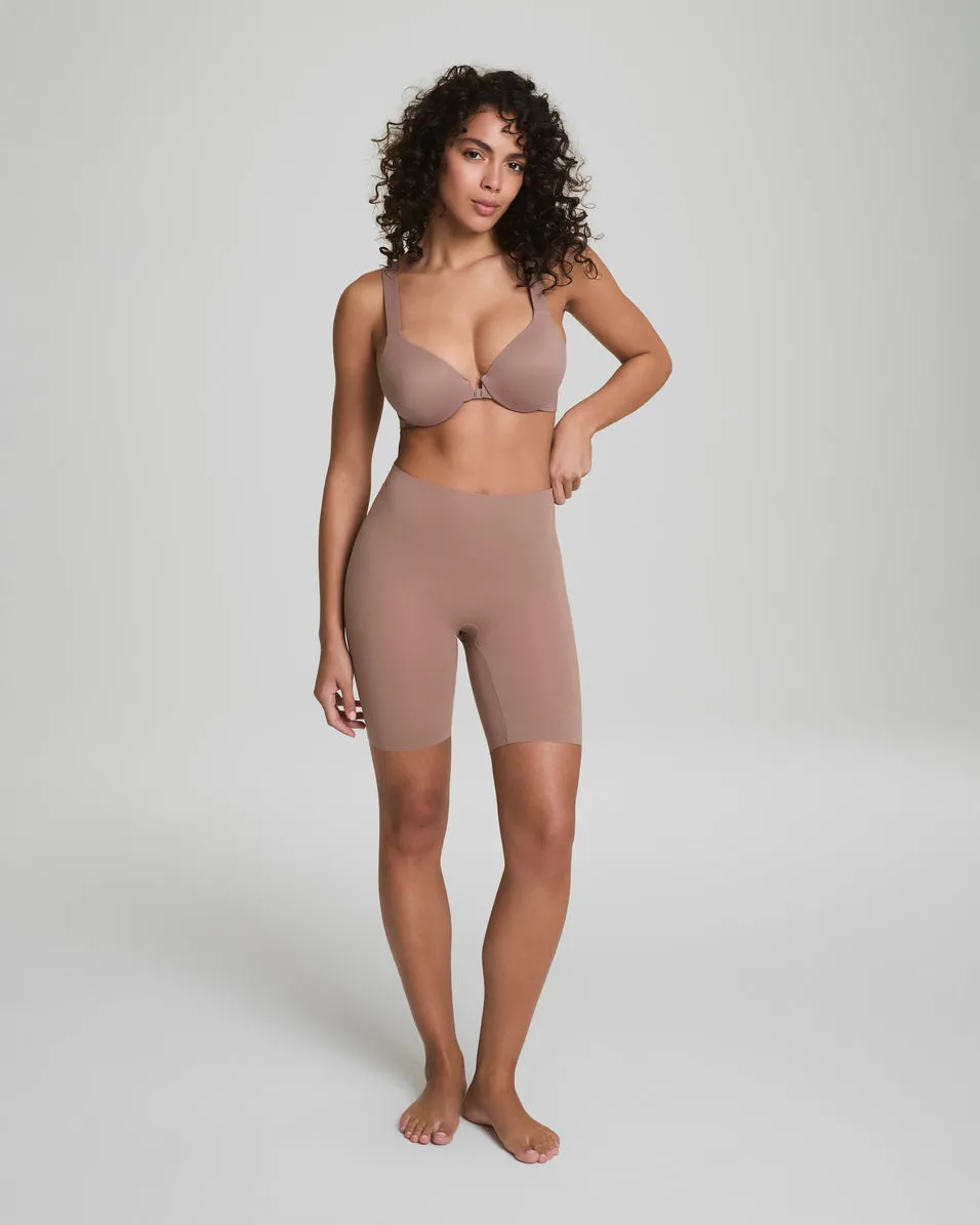 SPANXsmooth™ Fit-To-You Mid-Thigh Short