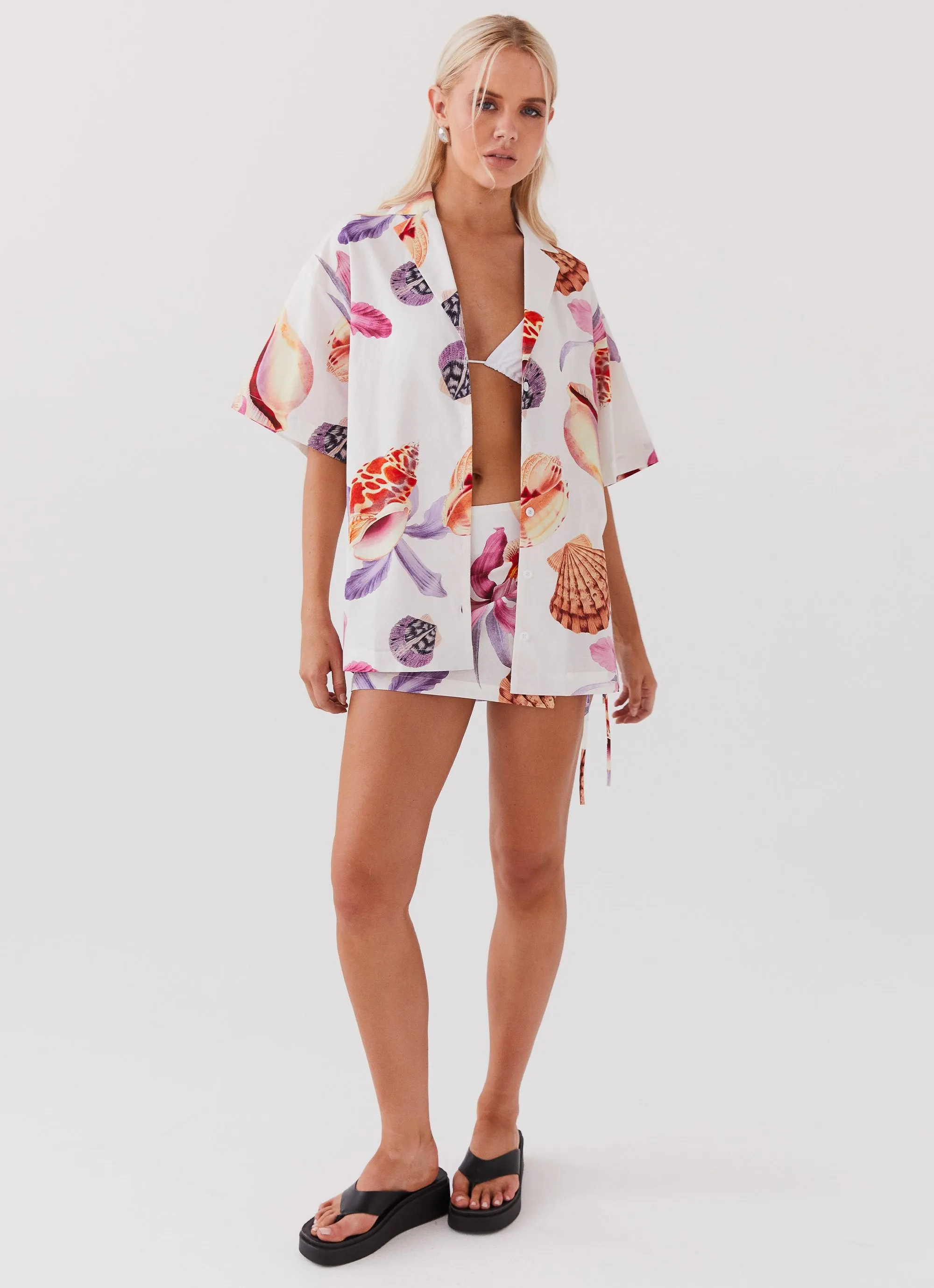 Summer Retreat Oversized Linen Shirt - Seaside Bouquet